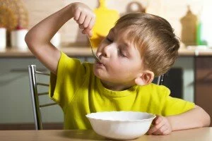 Что делать, если ребенок отказывается от еды